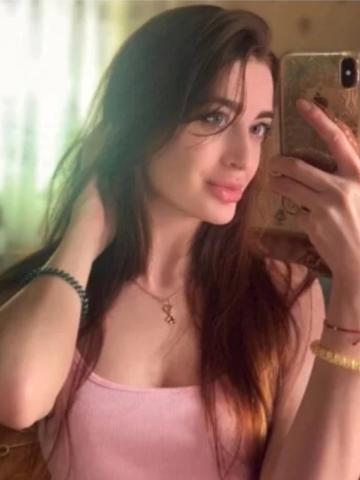 Анна Лови Момент